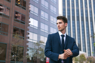 Para Andrey de Oliveira Pontes, entender o que é uma reserva de emergência é essencial para construir segurança e estabilidade no planejamento financeiro.