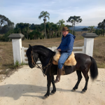 Altevir Seidel mostra como o rastreamento em tempo real está revolucionando logística, segurança e eficiência no transporte.