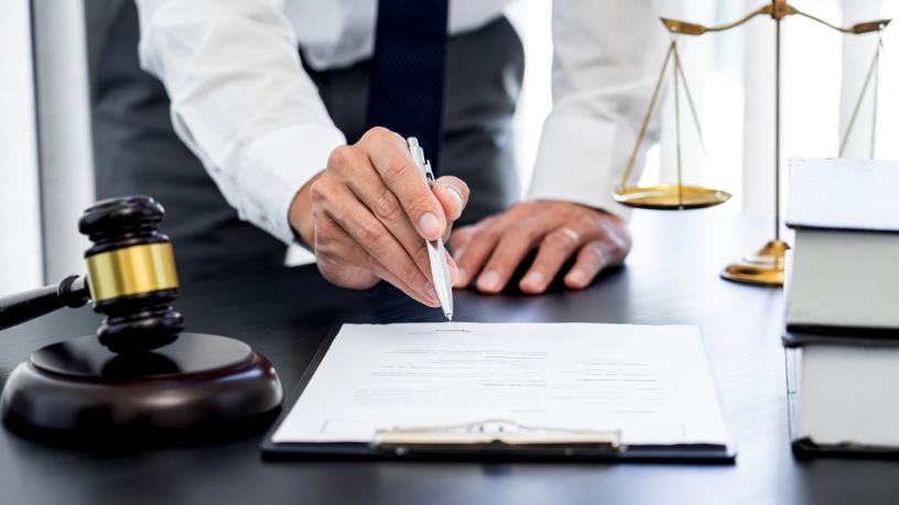 O Sindnapi - Sindicato Nacional dos Aposentados, Pensionistas e Idosos explica como a desinformação prejudica aposentados e mostra por que combater notícias falsas é vital para manter direitos preservados.