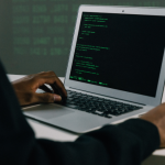 Técnica hacker para roubo de senhas: como criminosos digitais exploram falhas humanas e tecnológicas