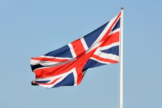 Proibição de cigarros no Reino Unido: o que muda e quais impactos essa medida pode gerar